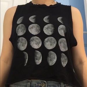 a black cropped tank top